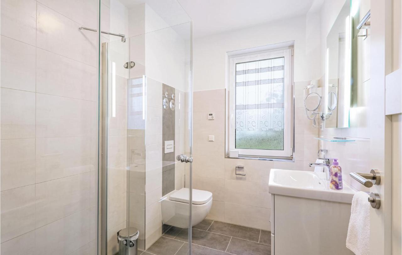 Lovely Apartment In Rechlin With Kitchen Quarto foto